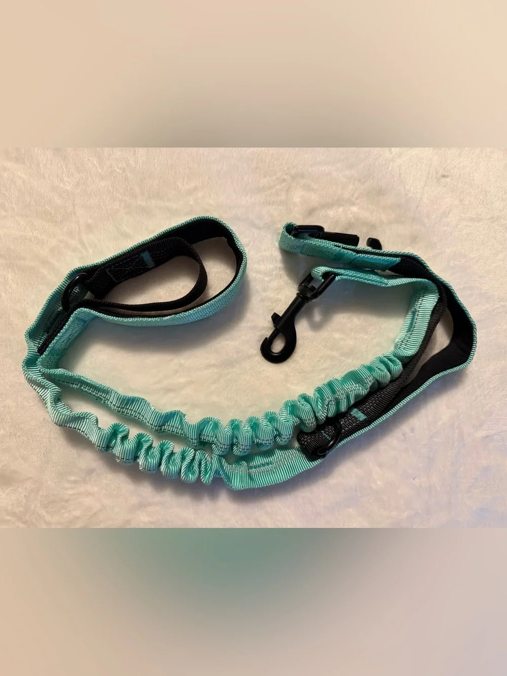 Hands Free Dog Leash with Zipper Pouch, Dual Padded Handles